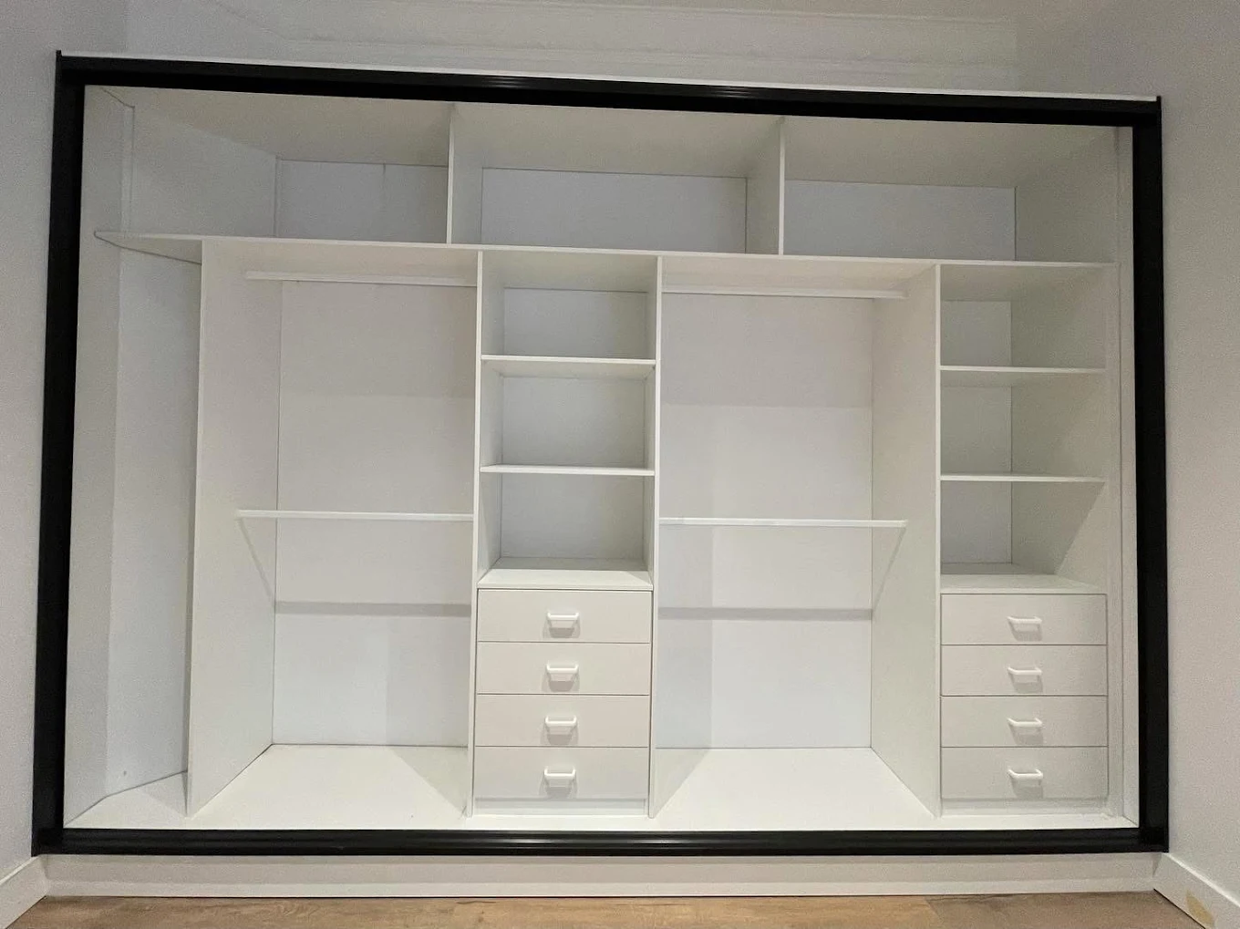 Compact Wardrobe — Erskineville project photo